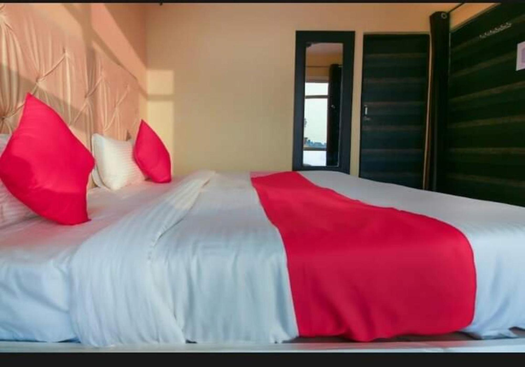 Oyo Green Villa Meerut Luaran gambar